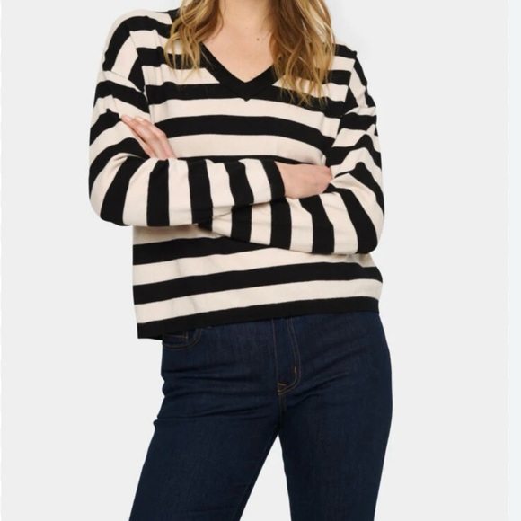 Massimo Dutti Navy/White long sleeve V-Neck Sweater women's size XS - Picture 1 of 8